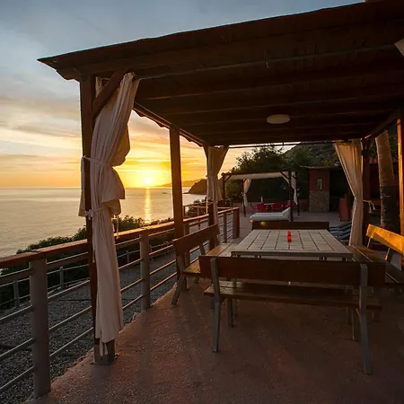 Casa Cuartel El Velero Feriehus Nerja