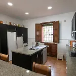 Casa Cuartel El Velero *