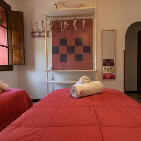 Casa Cuartel El Velero 네르하