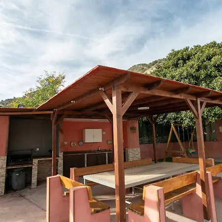 펜션 Casa Cuartel El Velero