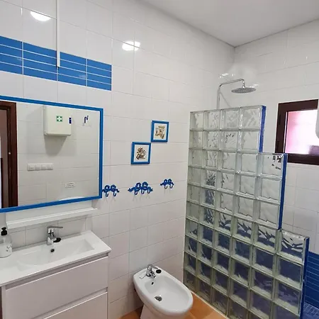 펜션 Casa Cuartel El Velero *