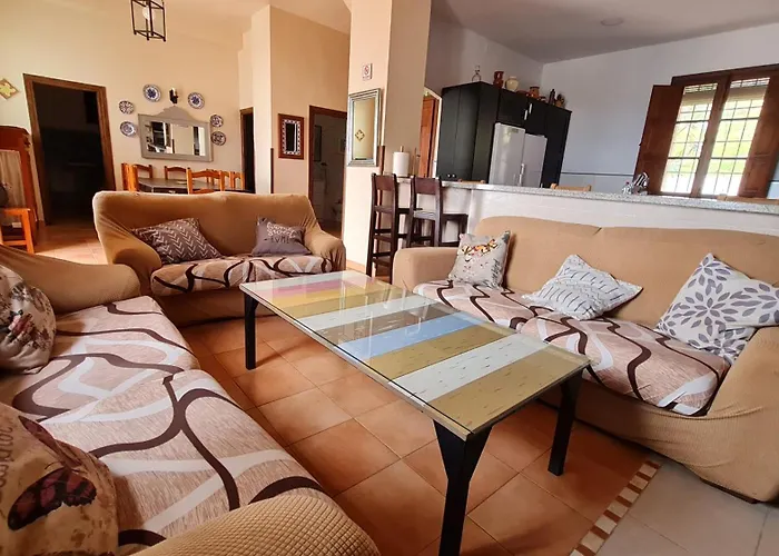 度假居 Casa Cuartel El Velero 内尔哈